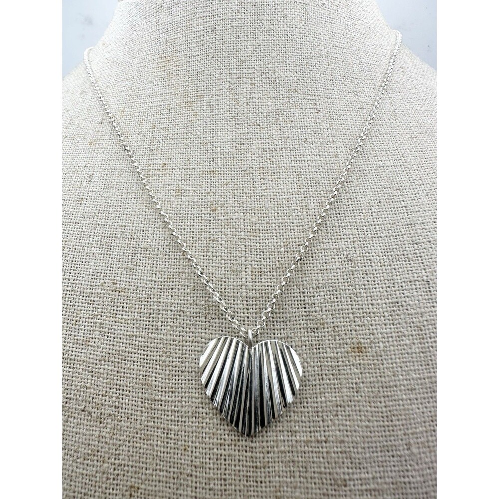 Dyadema 925 Italy Sterling Silver Textured Heart Necklace 18 In